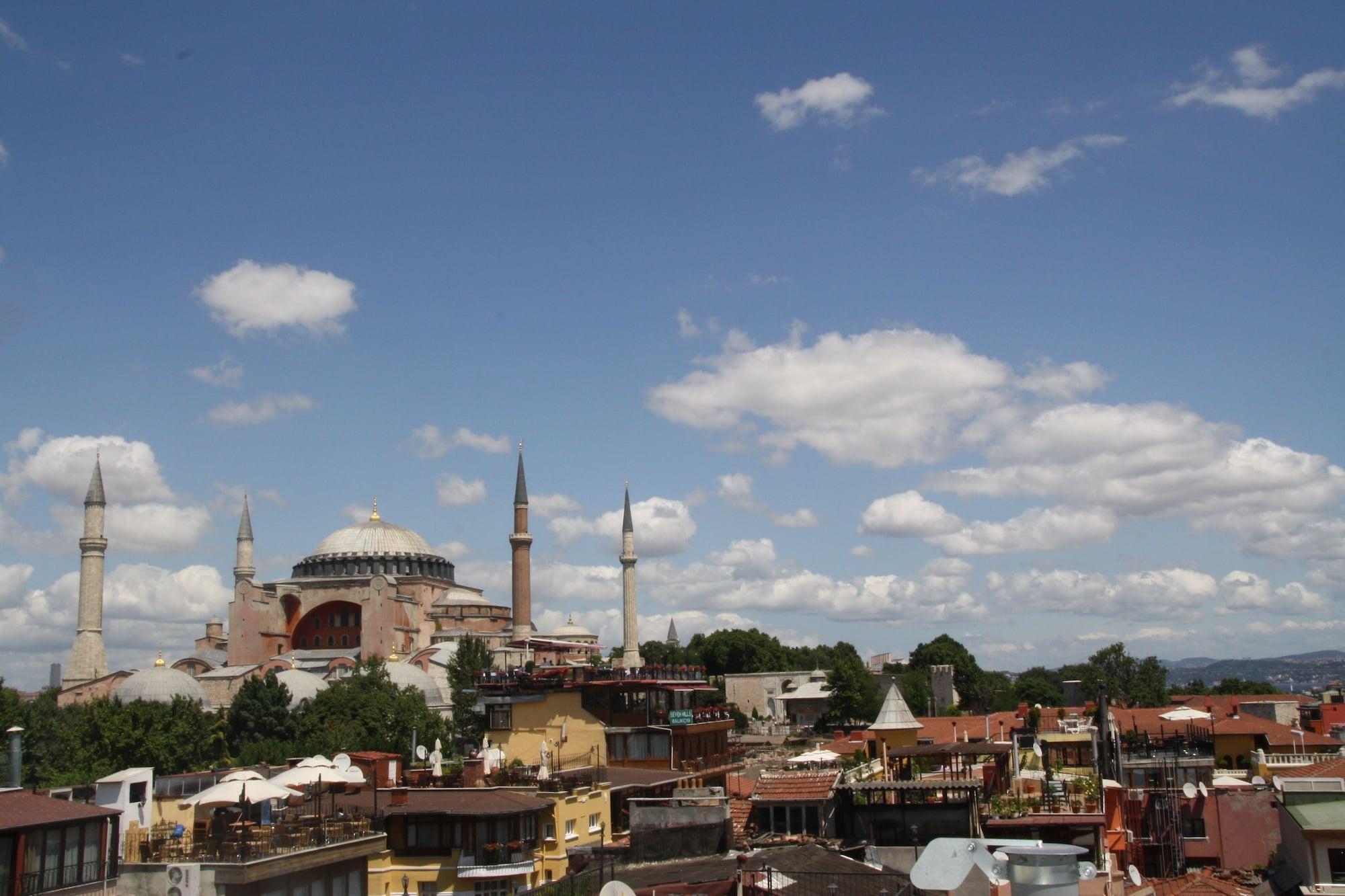 Aristocrat Hotel Istambul Exterior foto