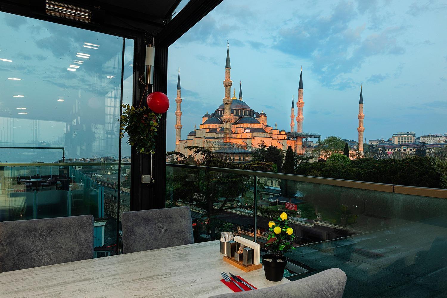 Aristocrat Hotel Istambul Exterior foto